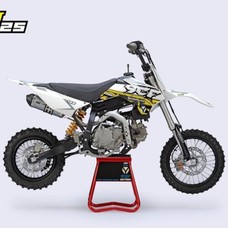 YCF PILOT F125 2025 Pitbike Race